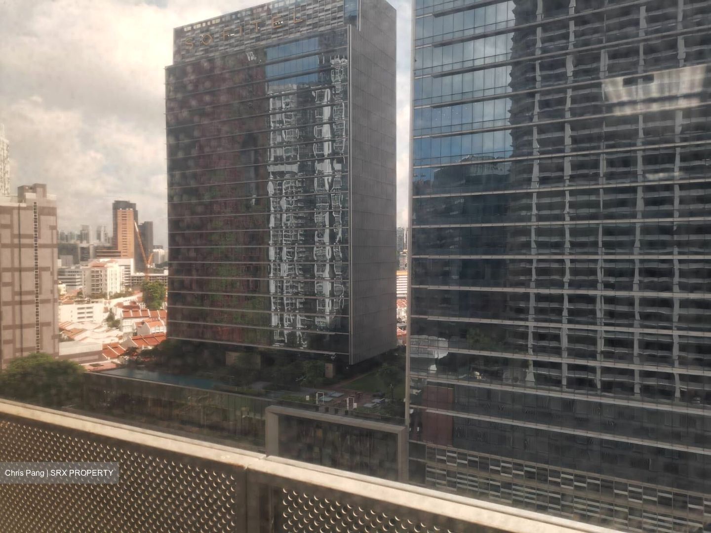International Plaza (D2), Office #562873671